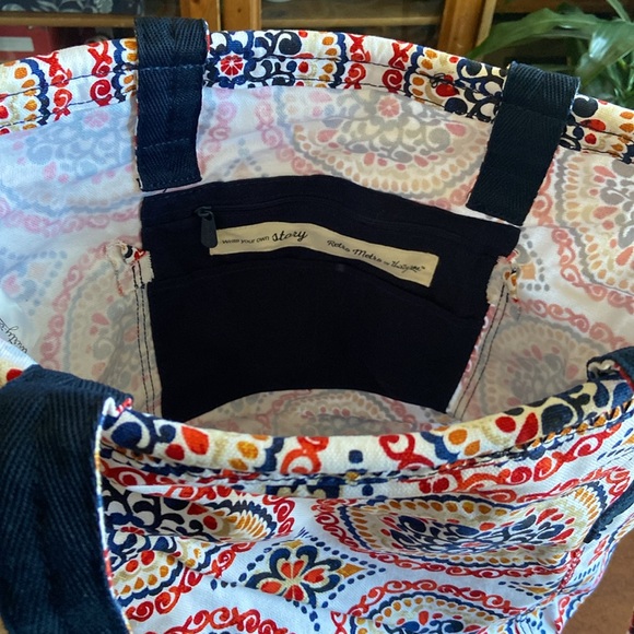 Thirty-one Retro Metro bag in Sunset Medallion pattern New in bag - Picture 6 of 8